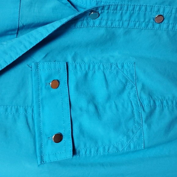 Christopher & Banks turquoise button down shirt size M - Picture 3 of 8